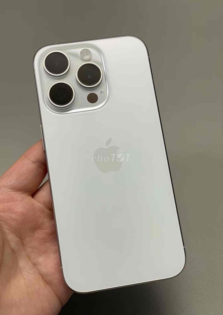 lên đời e bán 15 Pro 128gb,hàng vna,máy đẹp zin. Mua bán Điện thoại tại Thị Xã Buôn Hồ Đắk Lắk được đăng bởi giang hình 1