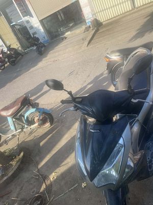 Honda Air Blade 2011 Đen bạc. Mua bán Xe máy tại Huyện Quế Võ Bắc Ninh được đăng bởi Trầndanh