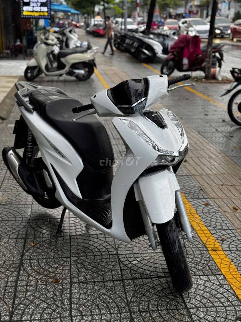 Honda SH 2025 новая красивая, есть рассрочка для клиентов с плохой кредитной историей