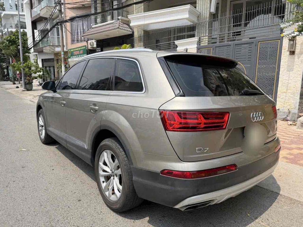 Audi Q7 2016 photo 5