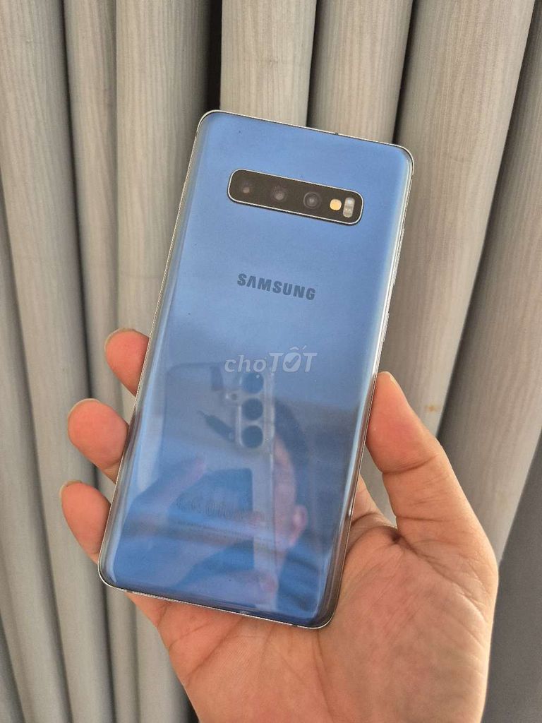 Samsung Galaxy S10+ 128GB Mỹ chip snap. Mua bán Điện thoại tại Quận 8 Tp Hồ Chí Minh được đăng bởi Phan Minh Tân hình 1