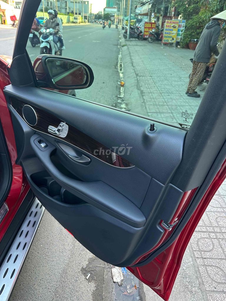 Mercedes Benz GLC 2021 200 - 66000 km. Mua bán Ô tô tại Quận 12 Tp Hồ Chí Minh được đăng bởi tuan minh hình 11