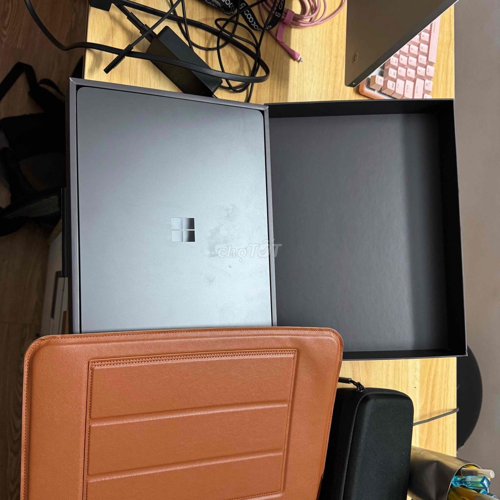 Microsoft Surface Laptop 7 snapdragon/32g/1t fullb. Mua bán Laptop tại Quận 3 Tp Hồ Chí Minh được đăng bởi Phúc Nguyễn hình 1