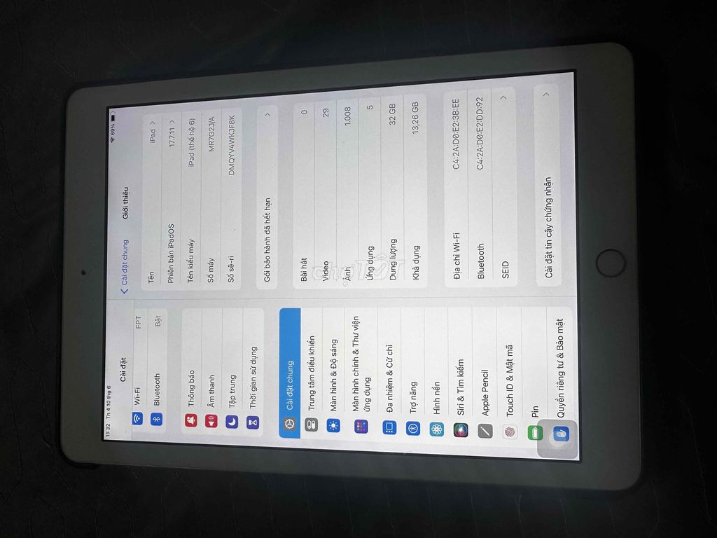 Apple iPad (thế hệ 6) 32GB Trắng. Mua bán Máy tính bảng tại Quận Cẩm Lệ Đà Nẵng được đăng bởi Hoàng hình 1