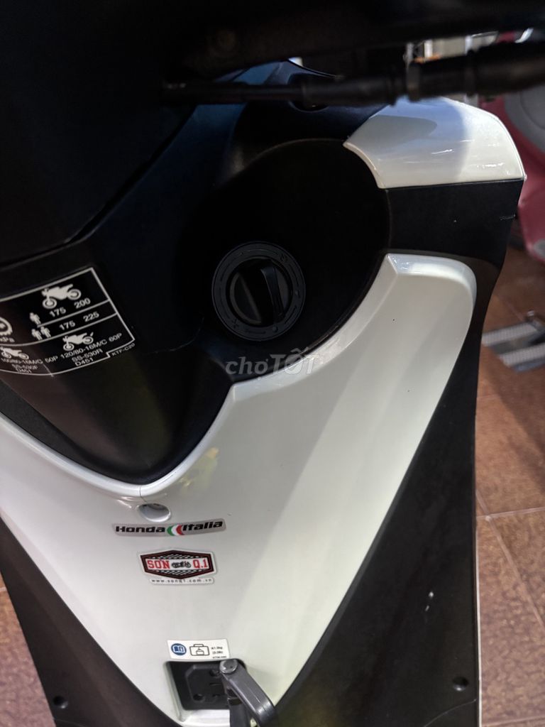 Bán xe SH. Mua bán Xe máy tại Quận 6 Tp Hồ Chí Minh được đăng bởi Tài hình 2