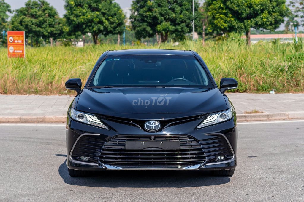 Toyota Camry 2022 2.5 Q - 28000 km