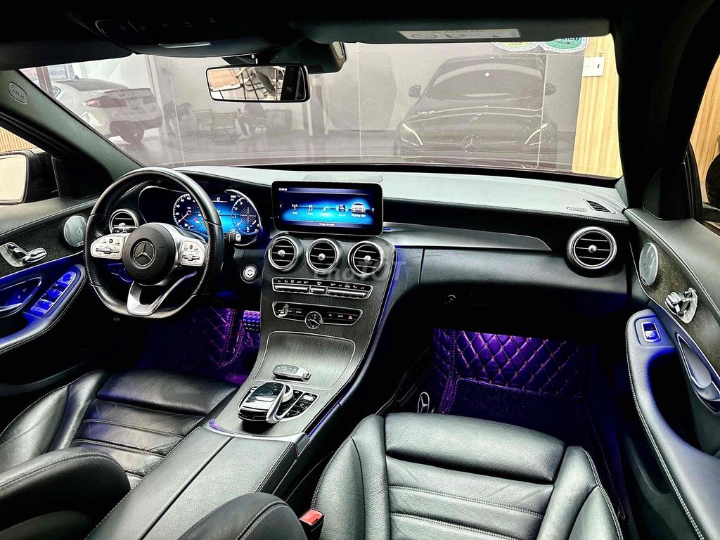 Mercedes Benz C Class 2019 C 300 AMG - 58000 km. Mua bán Ô tô tại Quận 7 Tp Hồ Chí Minh được đăng bởi Hoàng Anh Tuấn hình 9