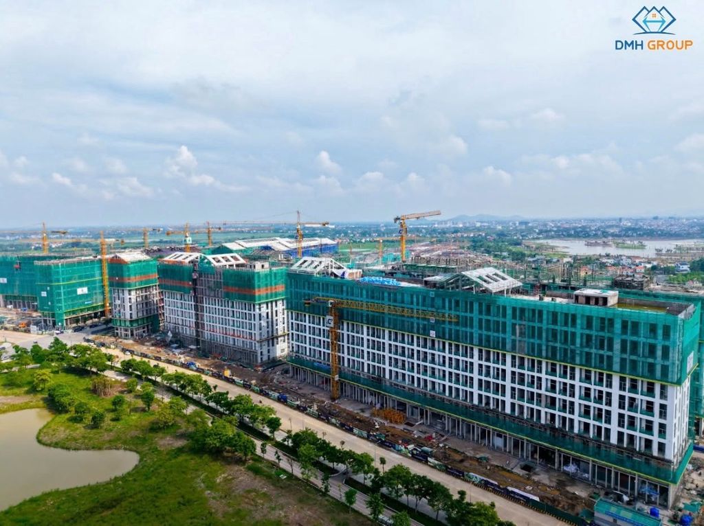 Апартаменты P12 в Sunshine City, Тейхо, вид на парк