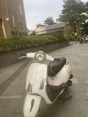 nhà mh có xe này con gái đang đi bthuong, 50cc. Mua bán Xe máy tại Quận Hoàng Mai Hà Nội được đăng bởi Trương Trương