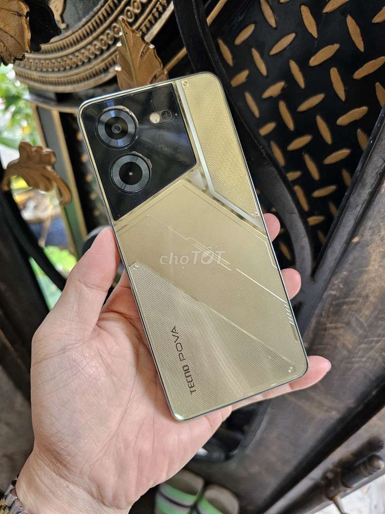 TECNO POVA 5 GOLD FULLBOX 8/128 45W PIN 6K ZIN ĐẸP