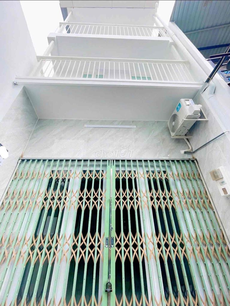 3 Tỷ có Nhà 50m2, 4mx13m 2 tầng, 3pn, hẻm thoáng, p phú thuận, quận 7