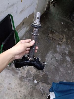 Chảng ba và heo dầu AB 125. Mua bán Phụ tùng xe tại Quận 6 Tp Hồ Chí Minh được đăng bởi Tuấn Nguyễn