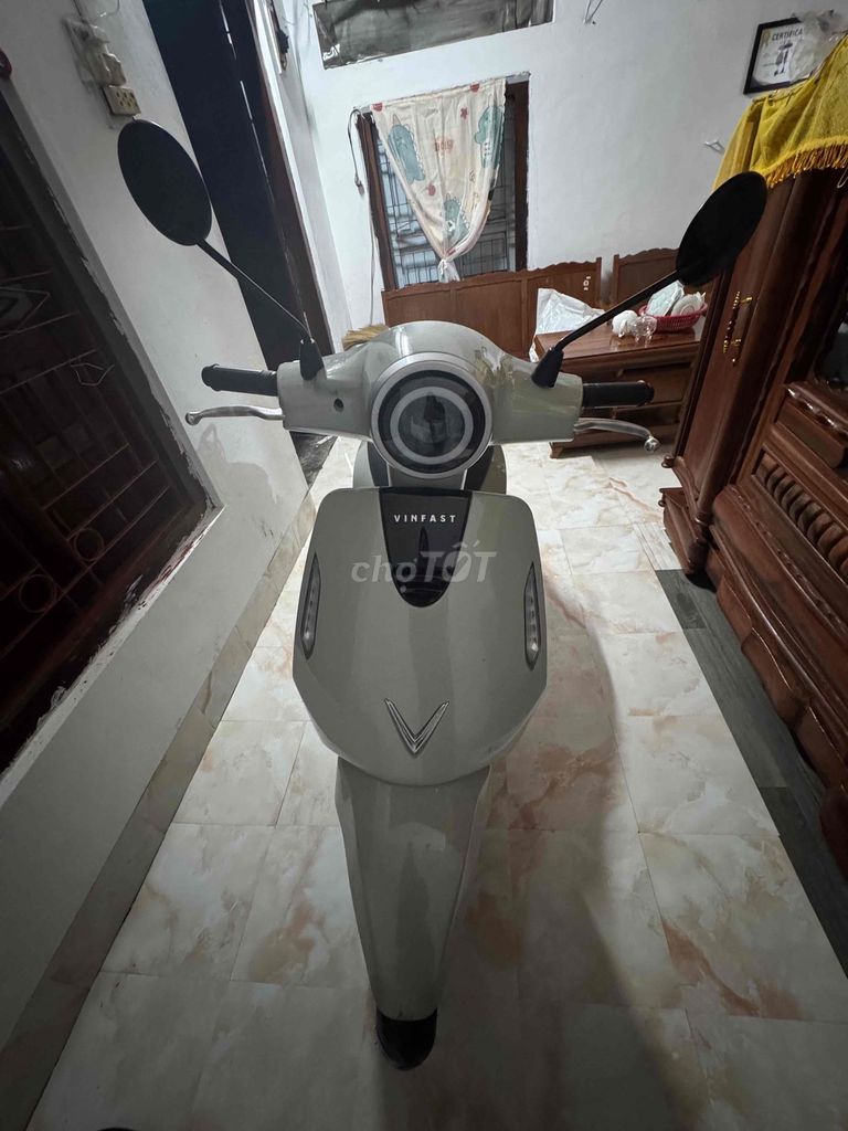 Электроскутер VinFast Evo 200, оливковый