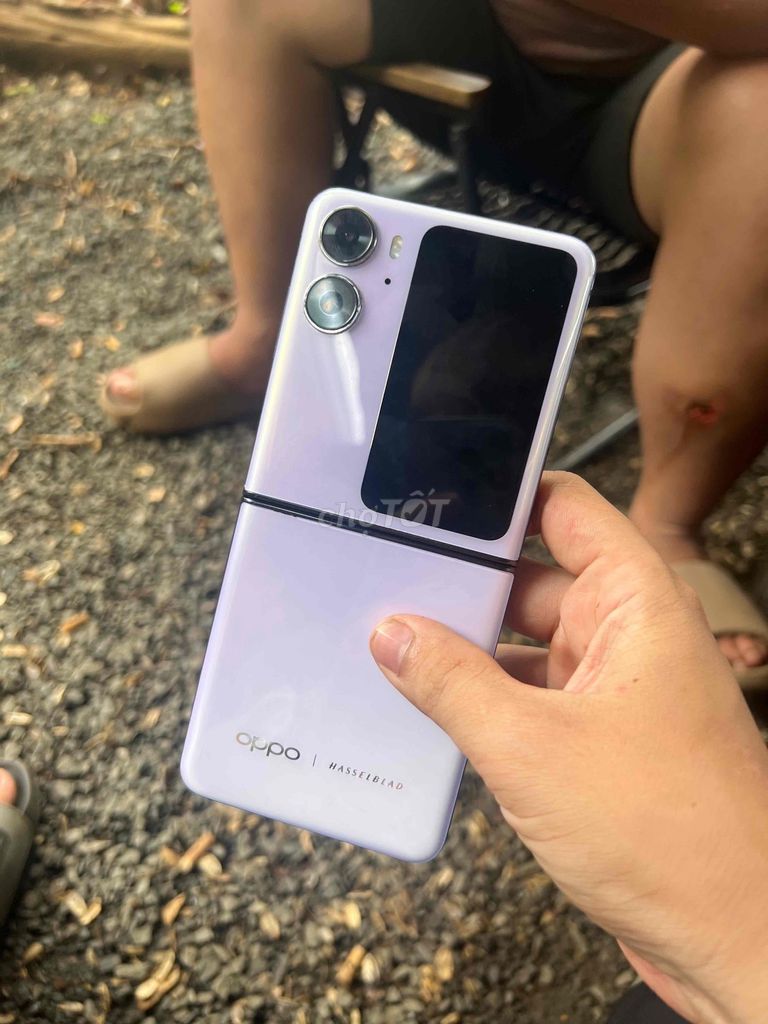 Oppo Find N2 Flip Tím. Mua bán Điện thoại tại Huyện Ea Kar Đắk Lắk được đăng bởi Trần Minh hình 1