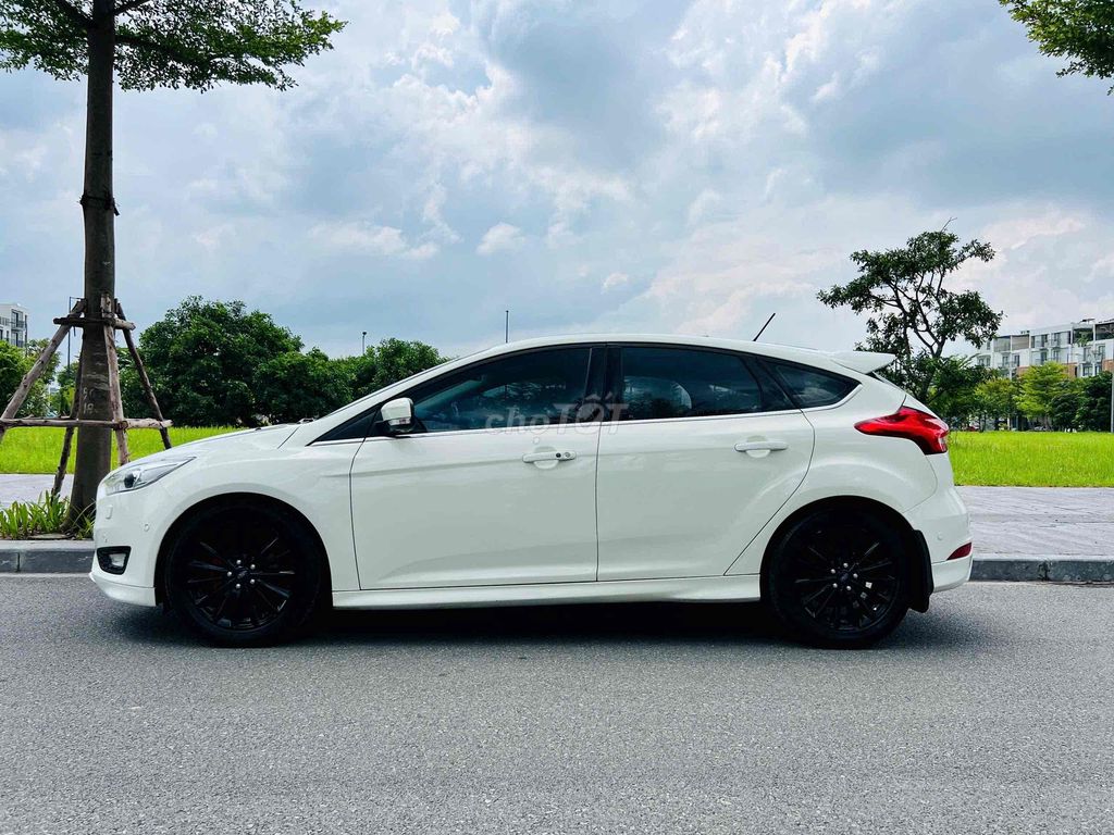 Tôi cần bán chiếc xe Ford Focus Sport 2018 1.5AT. Mua bán Ô tô tại Quận Thanh Xuân Hà Nội được đăng bởi Trịnh Quang Hưng hình 3