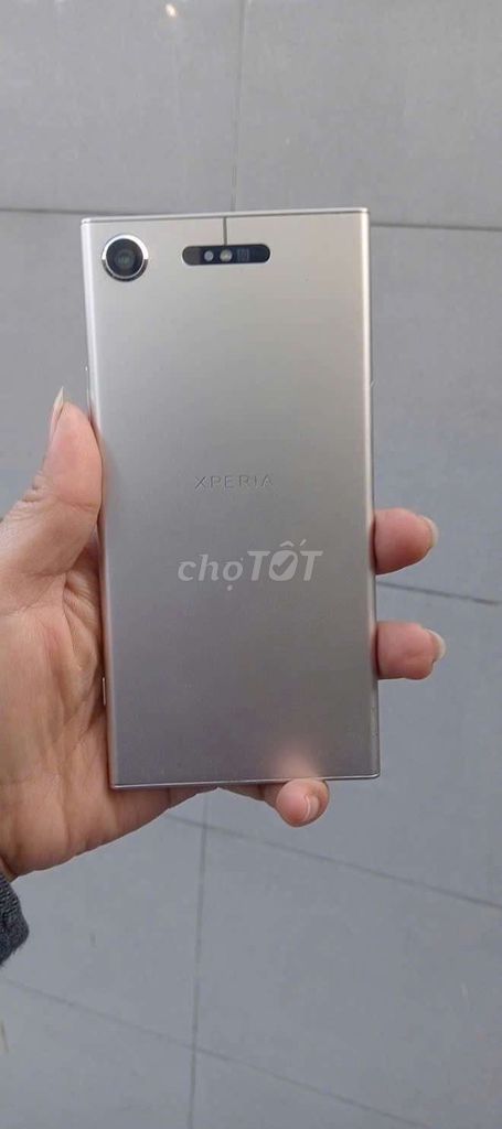 Sony Xperia Vàng đồng. Mua bán Điện thoại tại Quận Cẩm Lệ Đà Nẵng được đăng bởi Camvaby hình 1