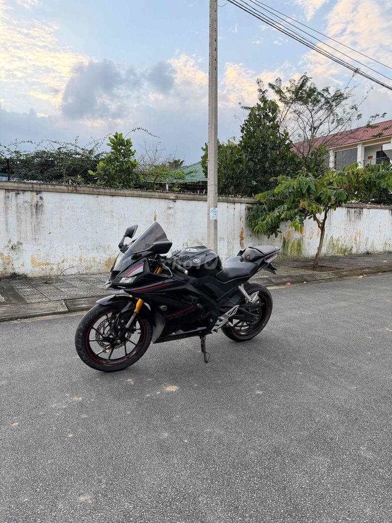 Yamaha R15 V3 màu Đen. Mua bán Xe máy tại Quận Thanh Khê Đà Nẵng được đăng bởi Ku Tý hình 2