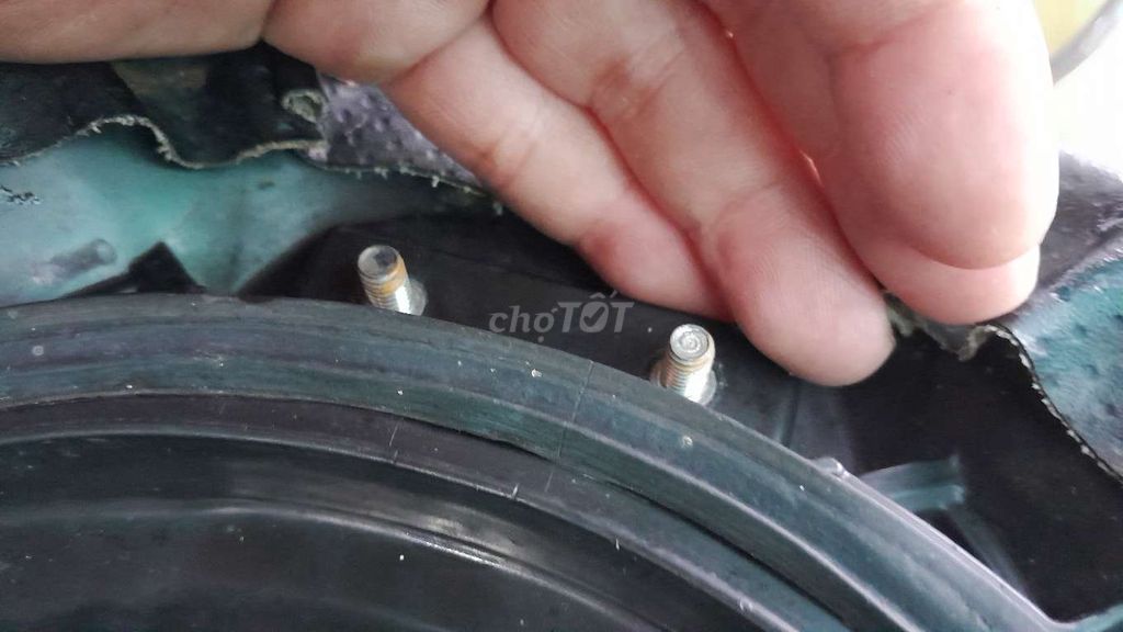 Yên niệm Future Neo 125 GT Yên da bị lỗi. Mua bán Phụ tùng xe tại Quận Bình Tân Tp Hồ Chí Minh được đăng bởi Bé Hằng  hình 6