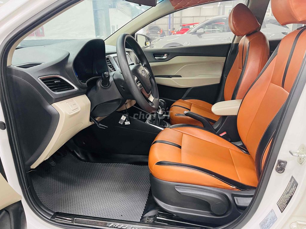 Hyundai Accent 2021 số sàn hỗ trợ vay và giao xe. Mua bán Ô tô tại Quận Cẩm Lệ Đà Nẵng được đăng bởi Tân Carpla chi nhánh Đà Nẵng hình 8