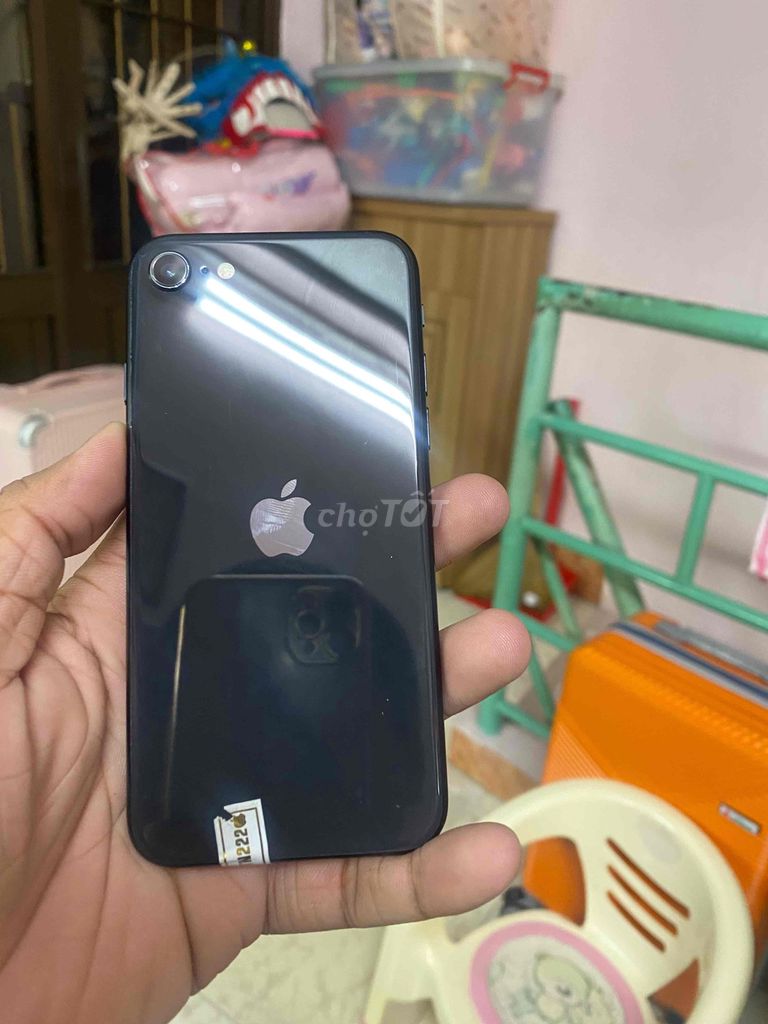 Apple iPhone SE 64GB Đen. Mua bán Điện thoại tại Quận 6 Tp Hồ Chí Minh được đăng bởi Tanhieu hình 1