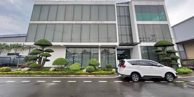 Cho thuê Tòa nhà văn phòng 3 tầng tại KCN Xuyên Á 1700m2 giá 90tr