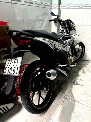 Suzuki Raider 150 Fi 2018 Trắng đen. Mua bán Xe máy tại Thành phố Thủ Đức Tp Hồ Chí Minh được đăng bởi Phạm Nhật Quang