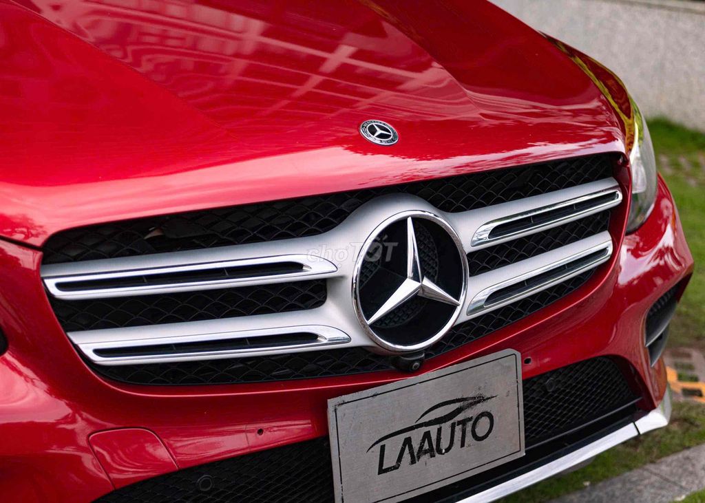 LONG ANH AUTO về Mercedes GLC300 4Matic 2019. Mua bán Ô tô tại Quận 7 Tp Hồ Chí Minh được đăng bởi LongAnh AuTo  hình 4