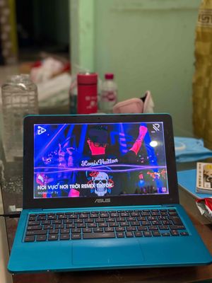 Asus Laptop - Nhỏ gọn, bền bỉ, tiện lợi. Mua bán Laptop tại Thị xã Phú Mỹ Bà Rịa - Vũng Tàu được đăng bởi Phúc