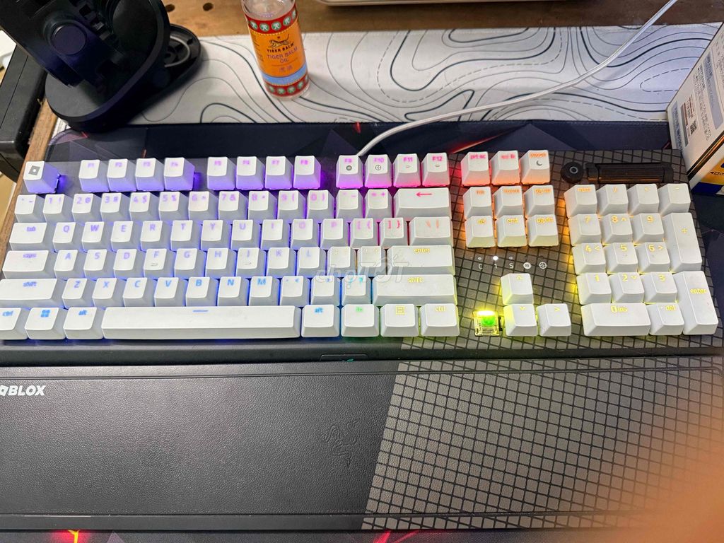 Bàn phím cơ Razer Blackwidow V3 Roblox. Mua bán Phụ kiện (Màn hình, Chuột...) tại Quận Gò Vấp Tp Hồ Chí Minh được đăng bởi A Linh hình 1