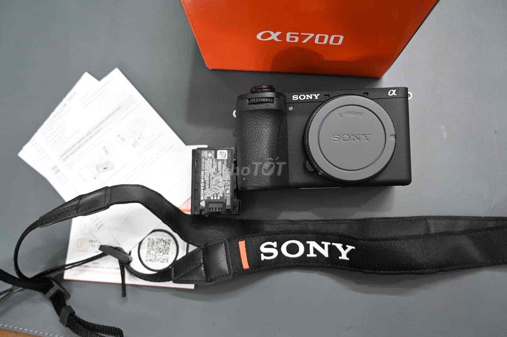 Sony A6700 đẹp đẽ 99% FULLBOX shoot 700