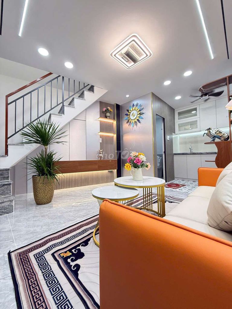 HÀNG HIẾM GIÁ TỐT CHỈ CẦN HƠN 1TY LÀ CÓ NHÀ Ở
