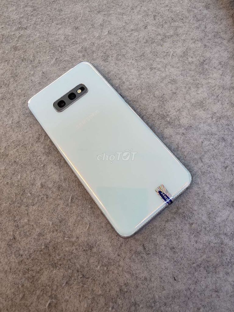 Galaxy S10e nhỏ gọn máy Hàn Quốc sd 1sim 6/128gb. Mua bán Điện thoại tại Quận Thanh Xuân Hà Nội được đăng bởi ĐC 173 NGUYỄN XIỂN TX HN  hình 1