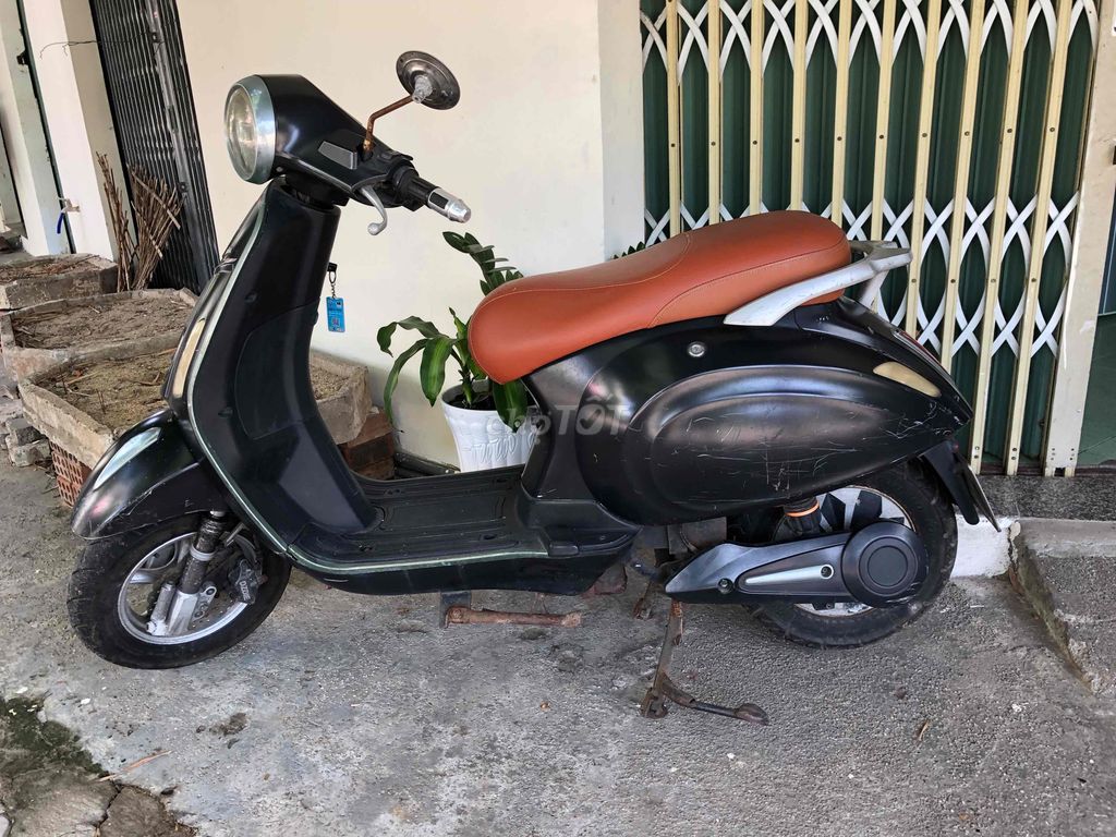Xe Điện Vespa Bình yếu