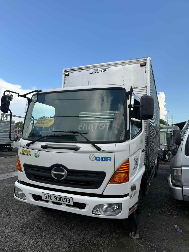 HINO 2005 . Tải 5.3T. Thùng Full inox kt 6.6x 2.15. Mua bán Xe tải, xe ben tại Huyện Bình Chánh Tp Hồ Chí Minh được đăng bởi Bãi Xe Ô tô Cường Phát hình 2