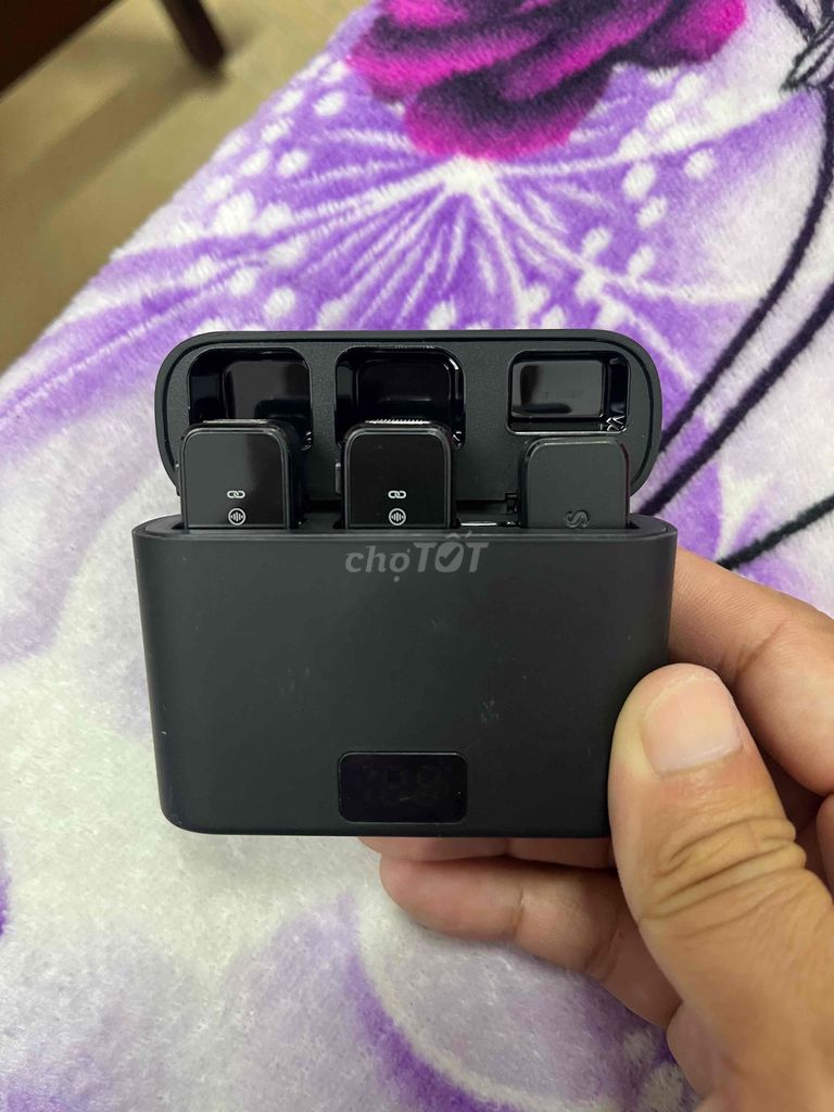 Microphone không dây Đen. Mua bán Tivi, Âm thanh tại Quận Cái Răng Cần Thơ được đăng bởi Shop vật tư xây dựng hình 1