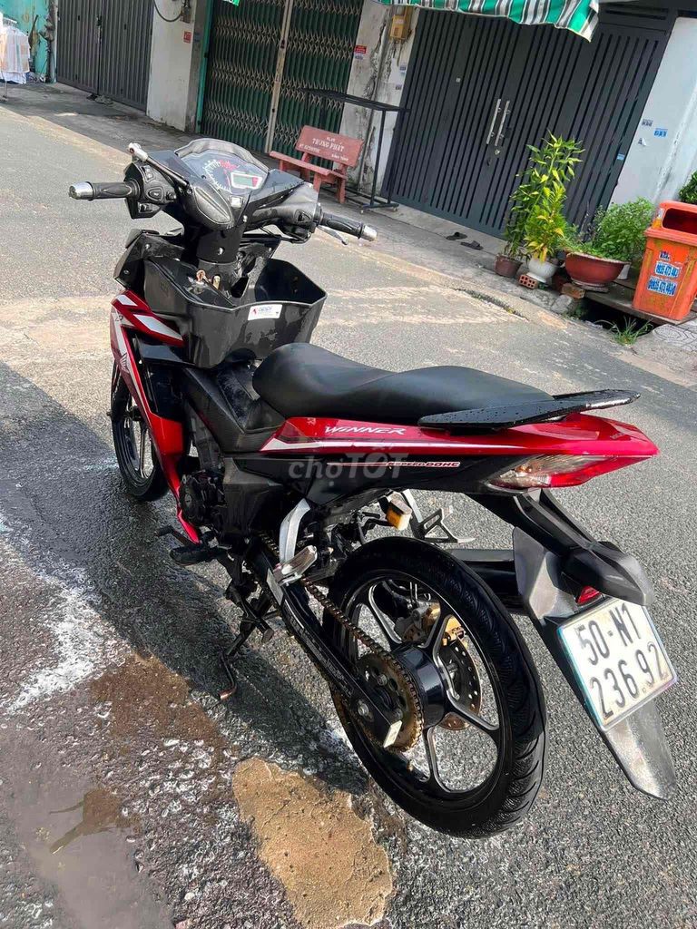 Honda Winner Красно-черный