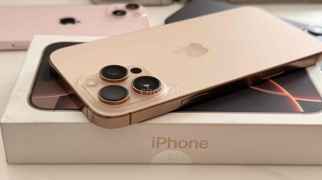 Apple iPhone 16 Pro Max 256GB Desert Titan 88%. Mua bán Điện thoại tại Thị xã Bến Cát Bình Dương được đăng bởi Roland Garox hình 1