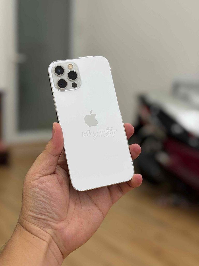 Apple iPhone 12 Pro 256GB Trắng 99% mới Quốc Tế. Mua bán Điện thoại tại Quận Ninh Kiều Cần Thơ được đăng bởi Cầm Đồ Tấn Lợi hình 1