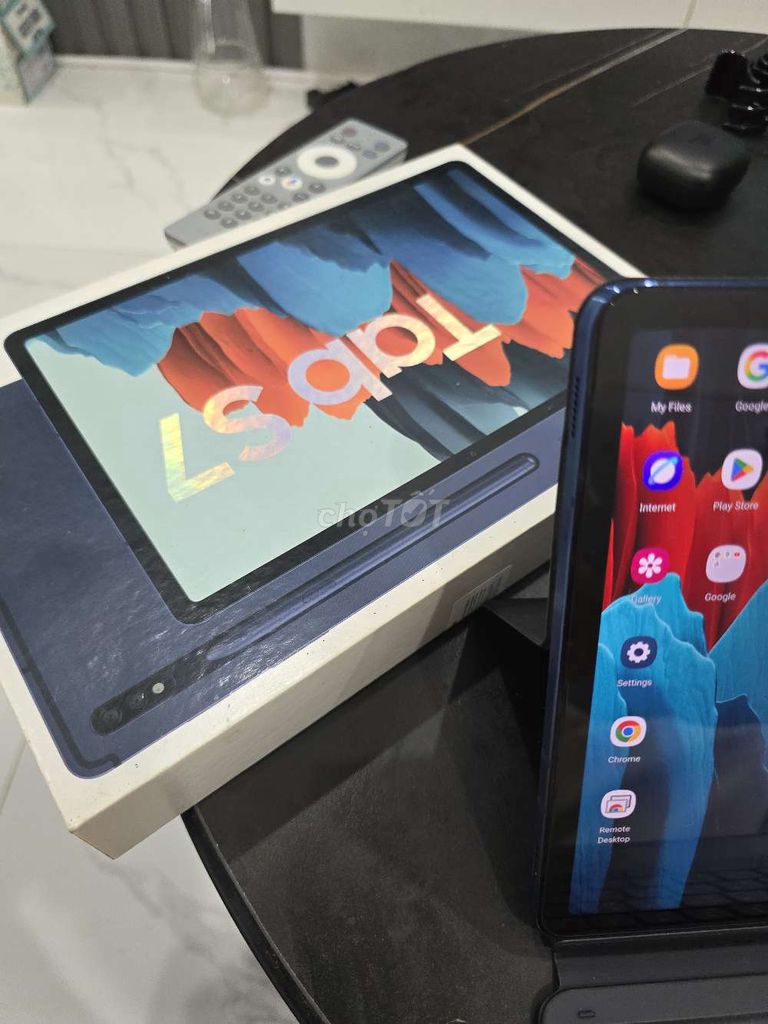 Samsung Tab S7 + bàn phím hãng. Mua bán Máy tính bảng tại Quận Nam Từ Liêm Hà Nội được đăng bởi Vu Huy hình 1