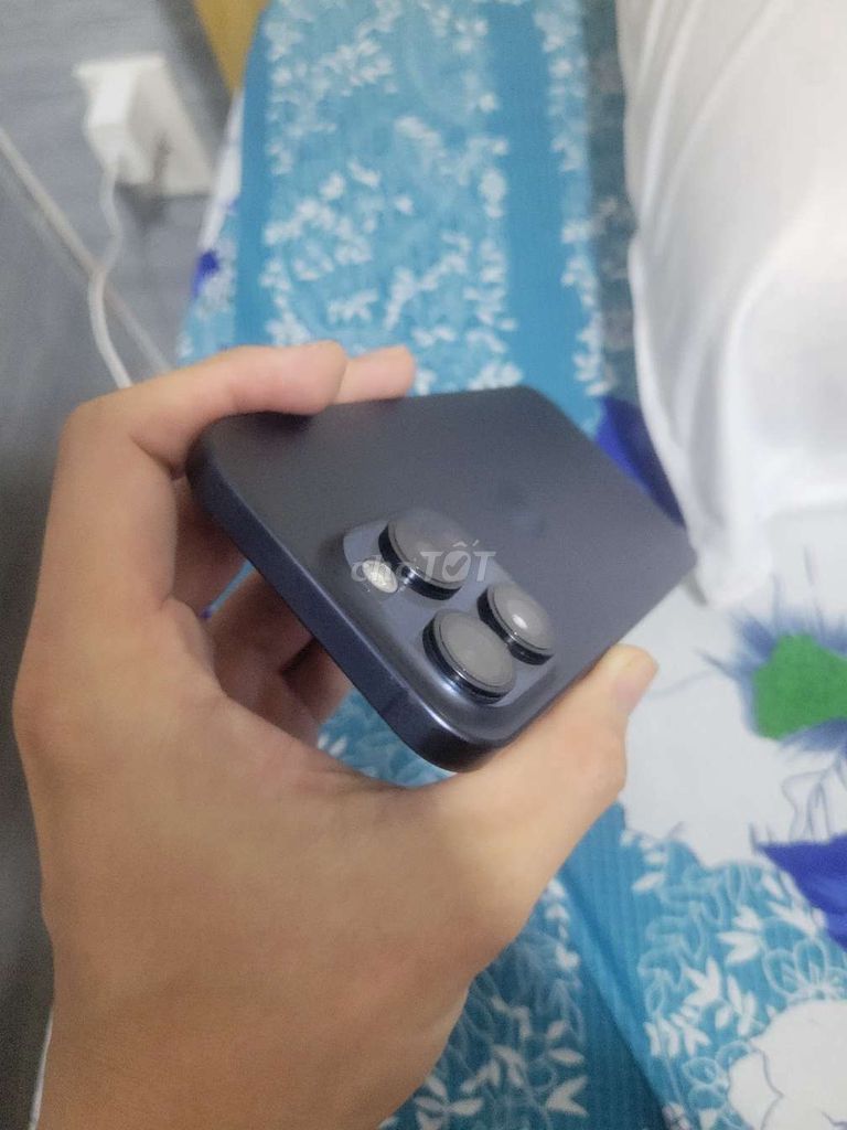  iPhone 15 Pro 256GB zin ap giao lưu . Mua bán Điện thoại tại Huyện Châu Thành Tiền Giang được đăng bởi Cầm đồ thanh lý  hình 1