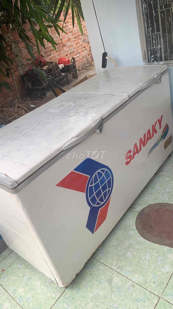 Tủ đông Sanaky 600-800 lít Trắng. Mua bán Tủ lạnh tại Thành phố Thủ Dầu Một Bình Dương được đăng bởi Hồ hình 1