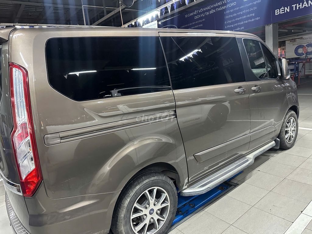 Ford Tourneo Titanium 2019, bảo hành 2026, vay 75%. Mua bán Ô tô tại Quận Tân Phú Tp Hồ Chí Minh được đăng bởi Đức hình 2