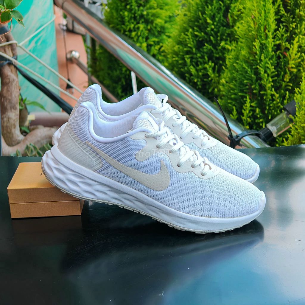 [CHÍNH HÃNG] Giày Nike Revolution 6 Next Nature. Mua bán Giày dép tại Quận Hoàn Kiếm Hà Nội được đăng bởi chú CÔNG AN bán giày CHÍNH HÃNG hình 1