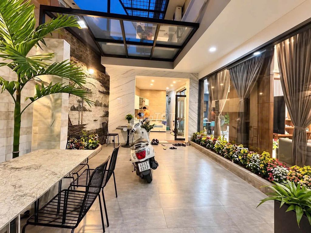 Аренда · 3 комн. · 150 м² · Quận Liên Chiểu, ул. Đường Đỗ Nhuận
