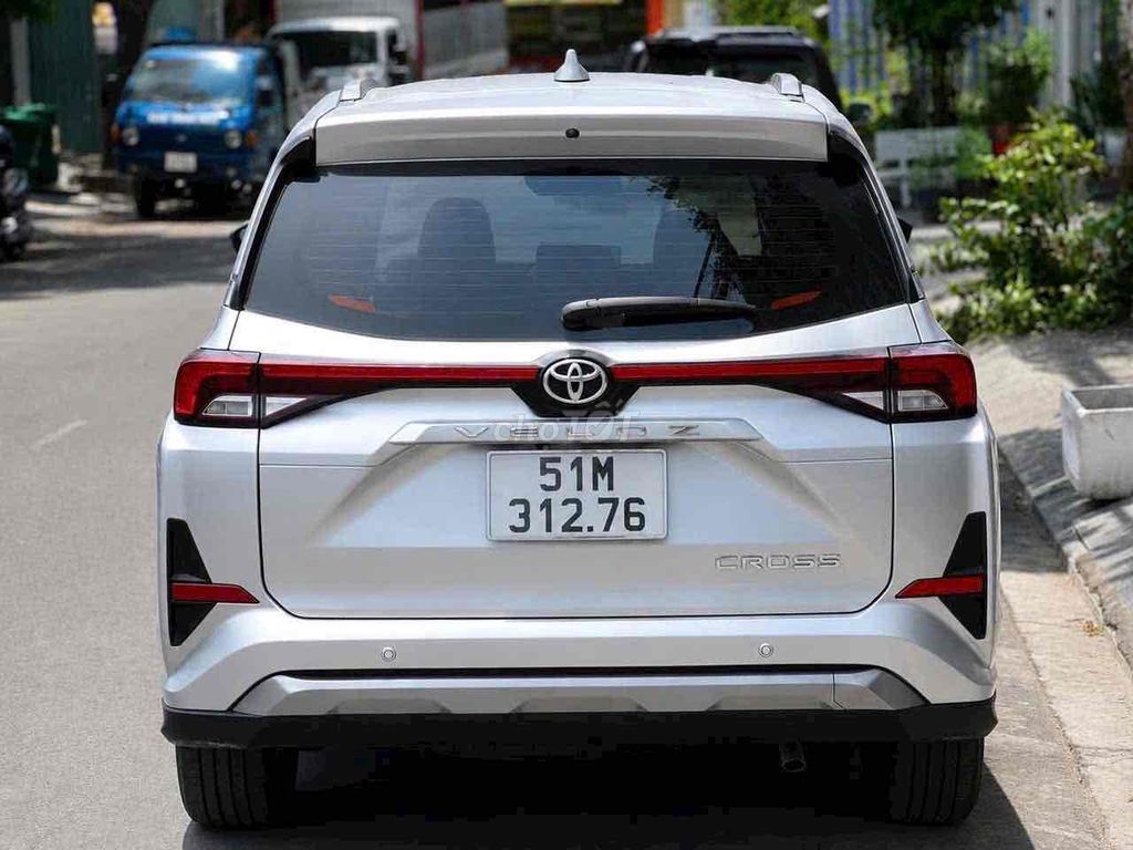 Toyota Veloz TOP 2024 Xám - NT Đen . Xe Như Mới