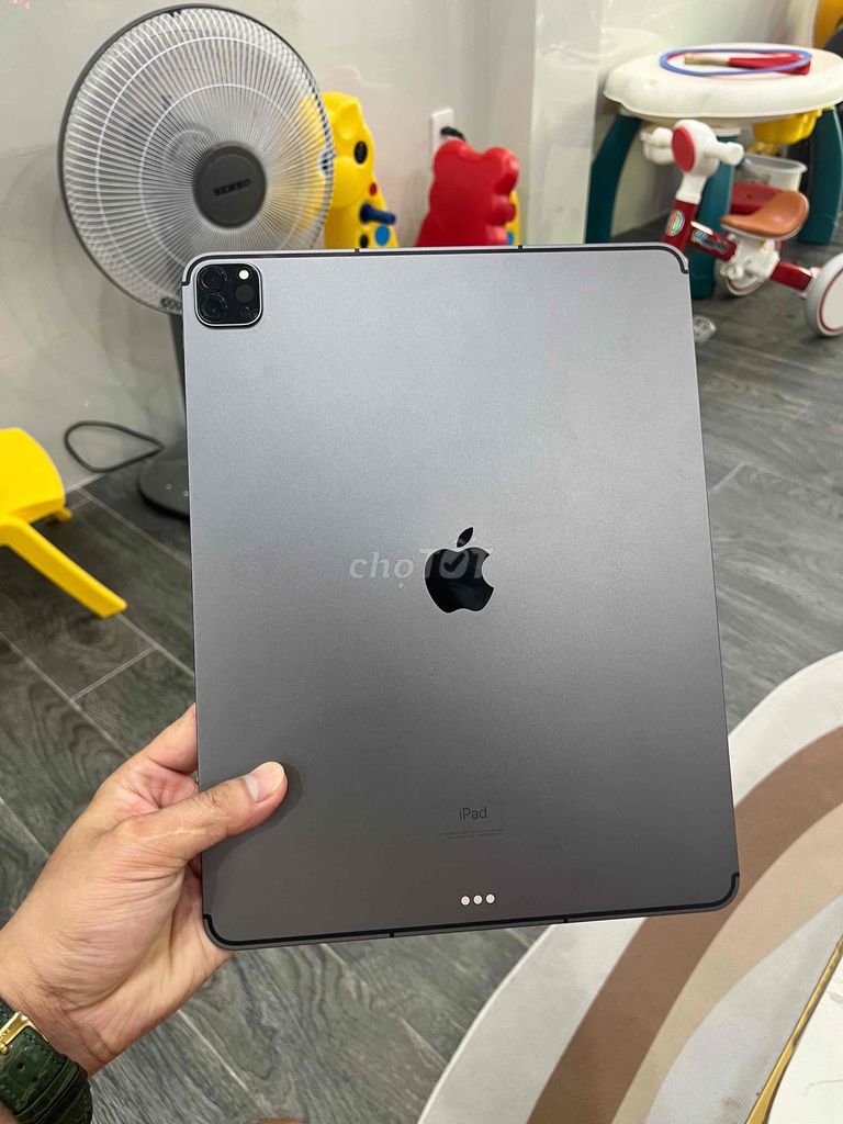 iPad pro m1 12.9 128G 5G mới 99.99%