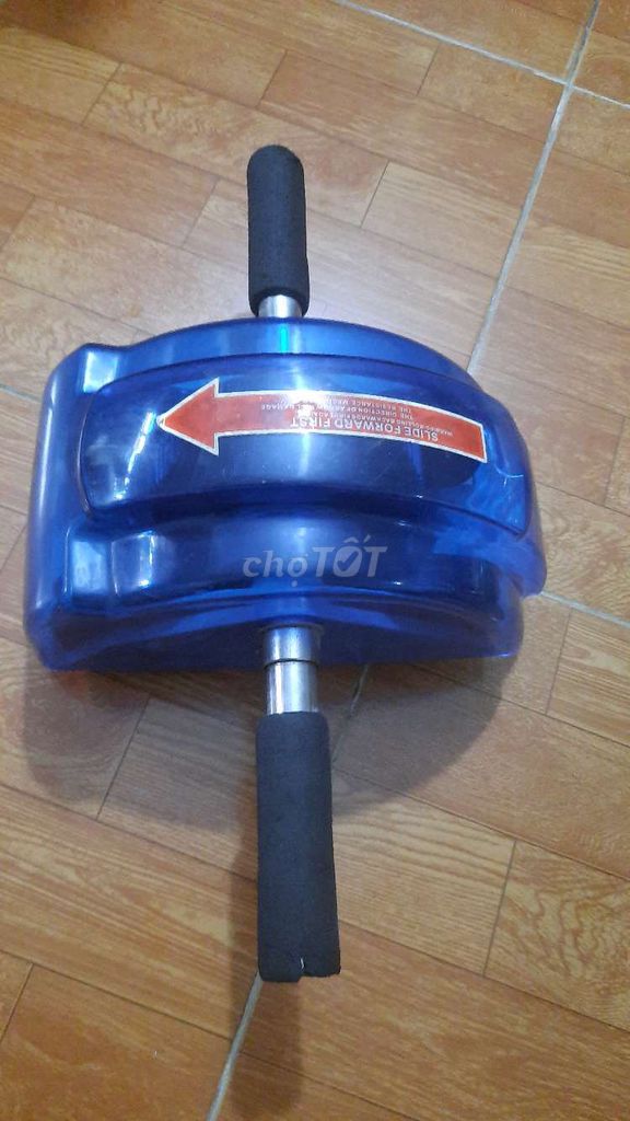 Con lăn tập bụng Xanh mới 95%