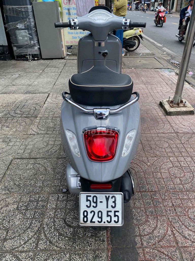 Vespa 2022 б/у с поддержкой рассрочки от магазина