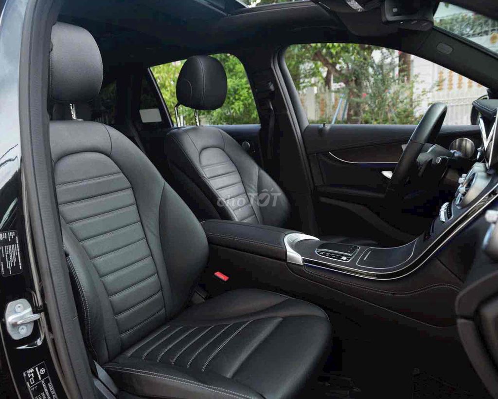 LONG ANH AUTO về MERCEDES GLC300 4Matic model 2020. Mua bán Ô tô tại Quận 7 Tp Hồ Chí Minh được đăng bởi LongAnh AuTo  hình 10
