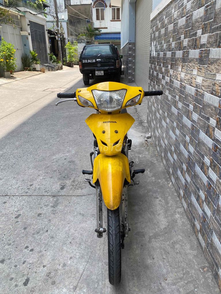 Honda Wave Alpha 100 2012, госномер Хошимина, родной мотор без ремонта